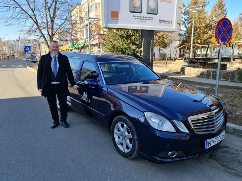 Vehicul funerar dedicat transportului internațional